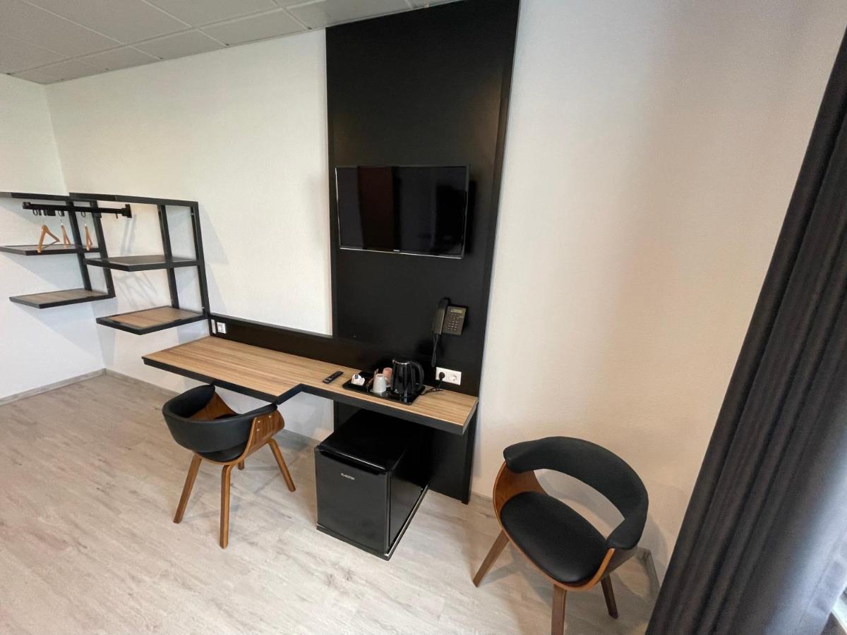 Yebs Hotel 군즈부르크 외부 사진